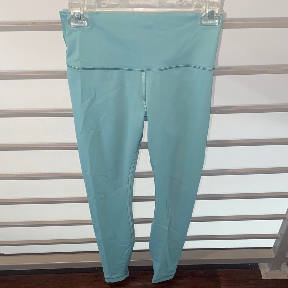 Lululemon Wunder Train High-Rise tight 28”